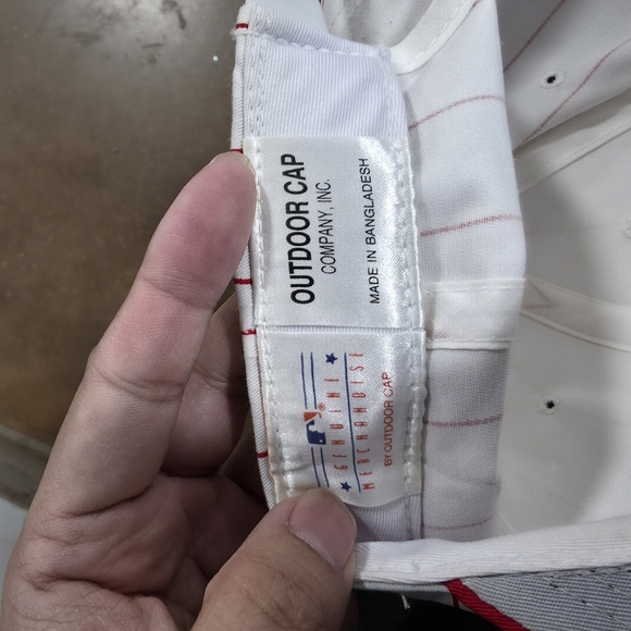 Cincinnati Reds - Picture 4 of 4